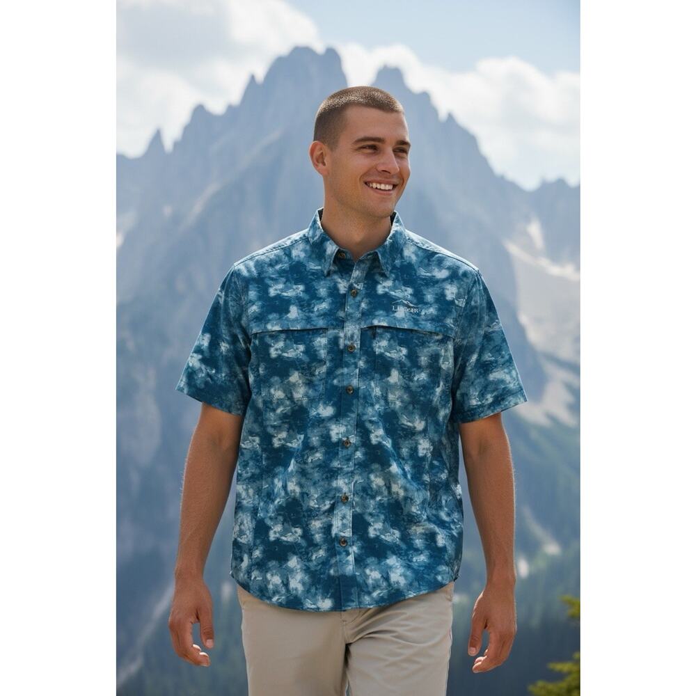 LL Bean Mens Tropicwear Short Sleeve Shirt Deepwater Blue Print Size S UPF 50+
